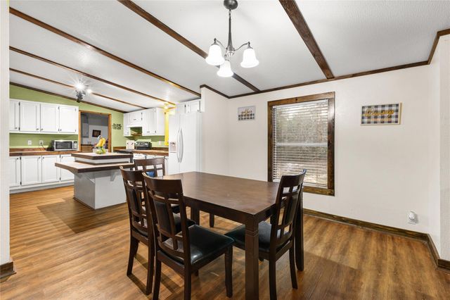 107 Lakewood Circle, Somerville, TX 77879