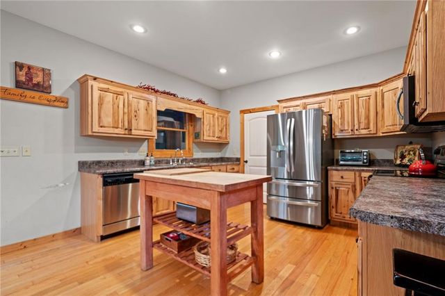 329 Vista Chalet Drive, Ellijay, GA 30540