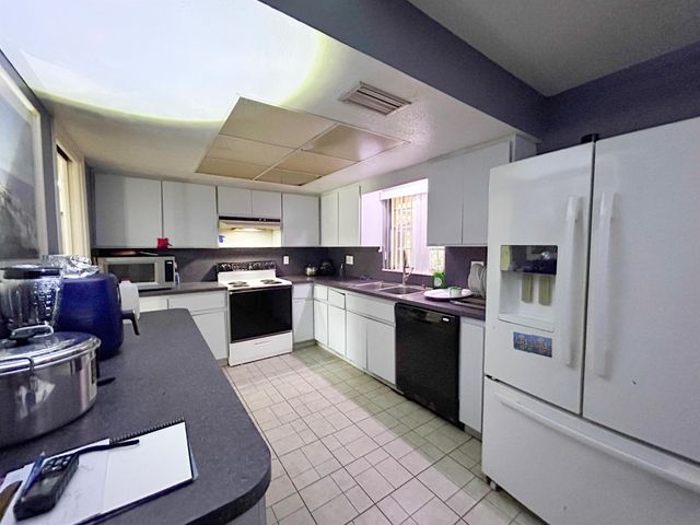 2510 Newport Drive, Fort Pierce, FL 34982