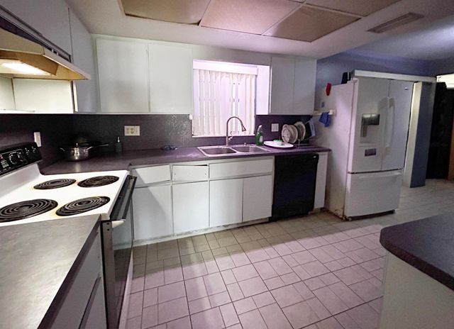 2510 Newport Drive, Fort Pierce, FL 34982