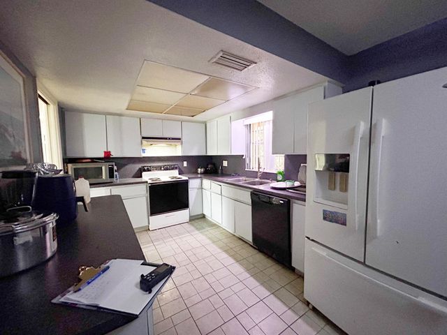 2510 Newport Drive, Fort Pierce, FL 34982