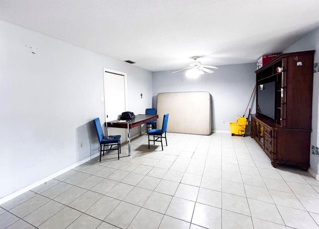 2510 Newport Drive, Fort Pierce, FL 34982