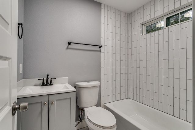 2314 Dathe Street, Dallas, TX 75215