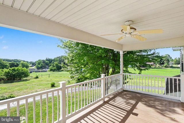 142 EISENHOWER RD, Palmyra, PA 17078