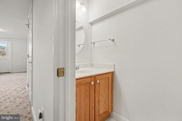 142 EISENHOWER RD, Palmyra, PA 17078