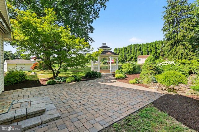 142 EISENHOWER RD, Palmyra, PA 17078