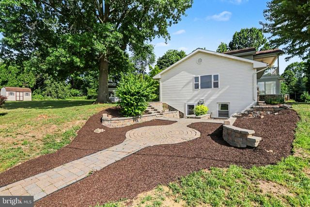 142 EISENHOWER RD, Palmyra, PA 17078