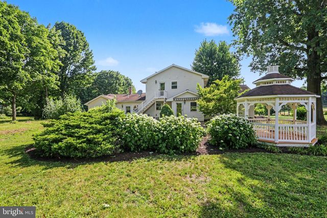 142 EISENHOWER RD, Palmyra, PA 17078
