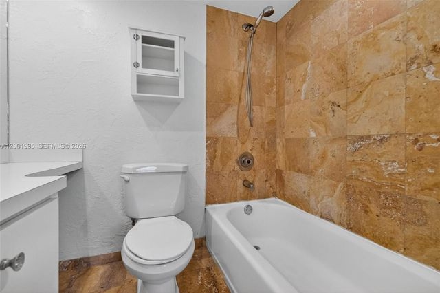 1250 Lincoln Rd 404, Miami Beach, FL 33139