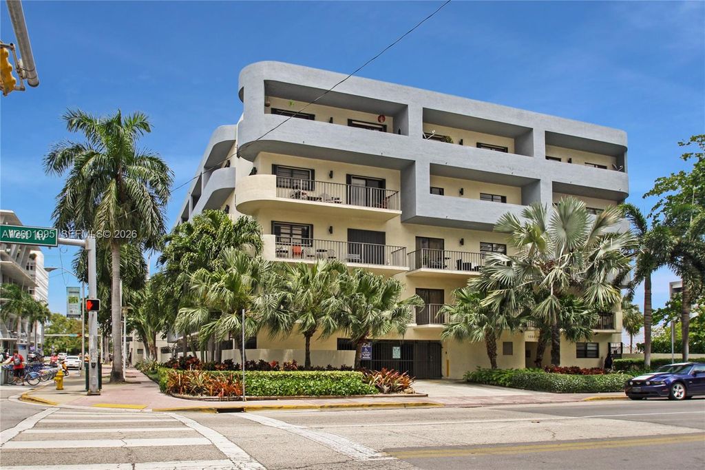 1250 Lincoln Rd 404, Miami Beach, FL 33139