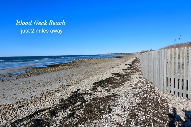 40 Woodrise Road 40, Falmouth, MA 02540