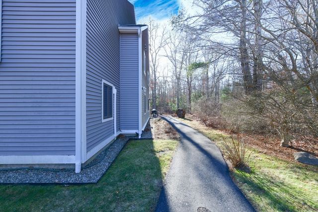 40 Woodrise Road 40, Falmouth, MA 02540