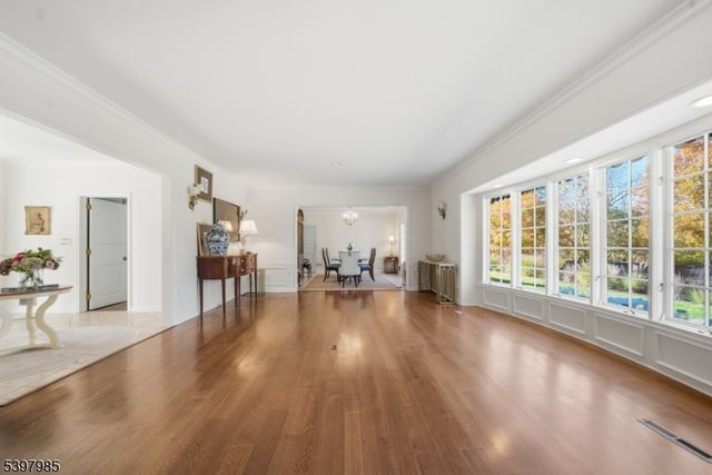 18 Pepperidge Tree Ter, Kinnelon Boro, NJ 07405