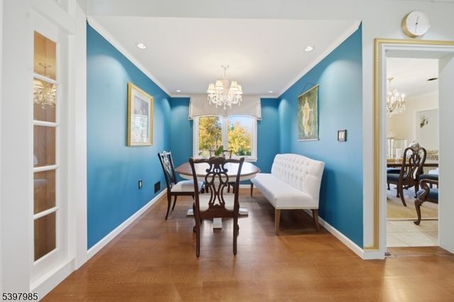 18 Pepperidge Tree Ter, Kinnelon Boro, NJ 07405