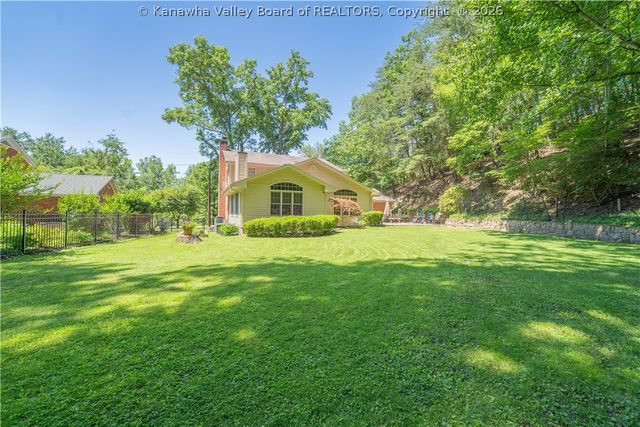 1222 Mount Vernon Road, Charleston, WV 25314