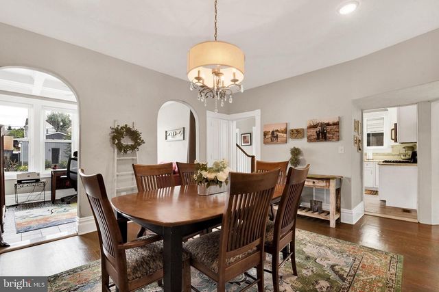 425 W MAIN ST, Mechanicsburg, PA 17055