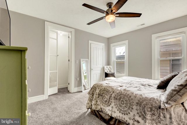 425 W MAIN ST, Mechanicsburg, PA 17055
