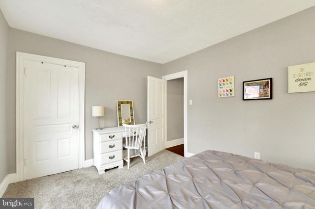 425 W MAIN ST, Mechanicsburg, PA 17055