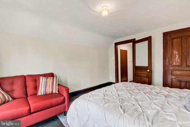 425 W MAIN ST, Mechanicsburg, PA 17055