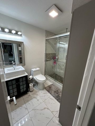 20420 SW 122nd Pl, Miami, FL 33177