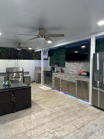 20420 SW 122nd Pl, Miami, FL 33177