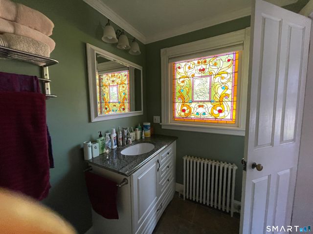 1 Second Avenue, Seymour, CT 06483