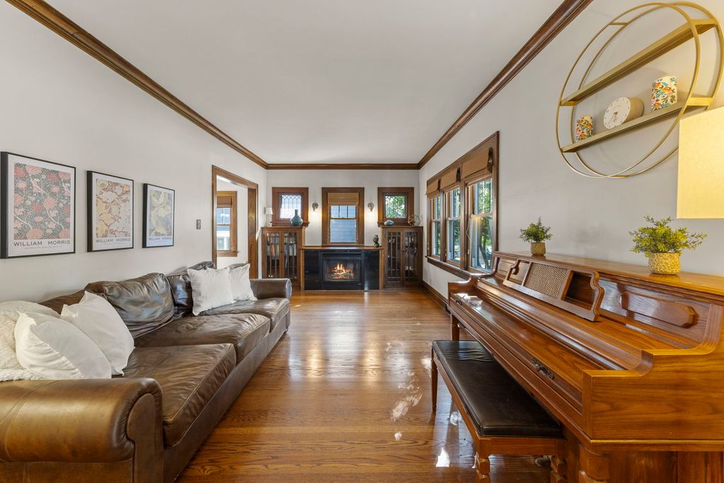4821 Saratoga Avenue, Downers Grove, IL 60515 — photo 3