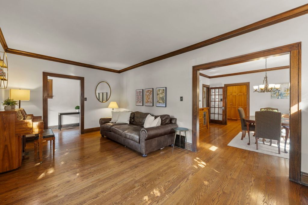 4821 Saratoga Avenue, Downers Grove, IL 60515 — photo 4