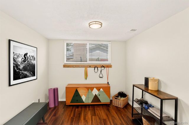 7601 E Oxford Avenue, Denver, CO 80237