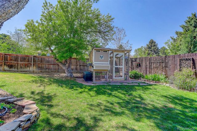 7601 E Oxford Avenue, Denver, CO 80237