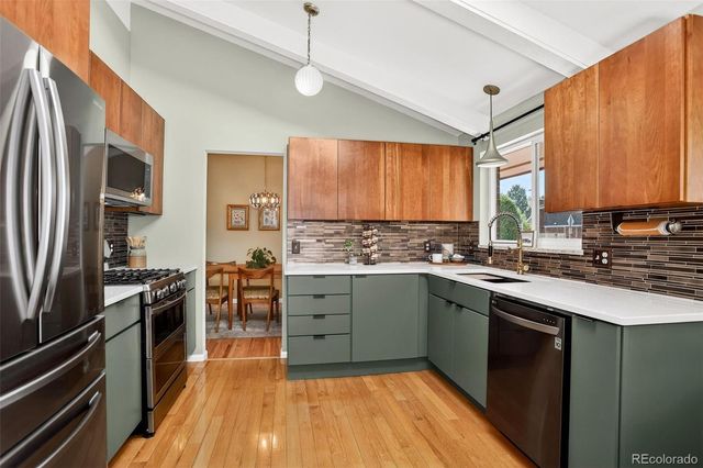 7601 E Oxford Avenue, Denver, CO 80237