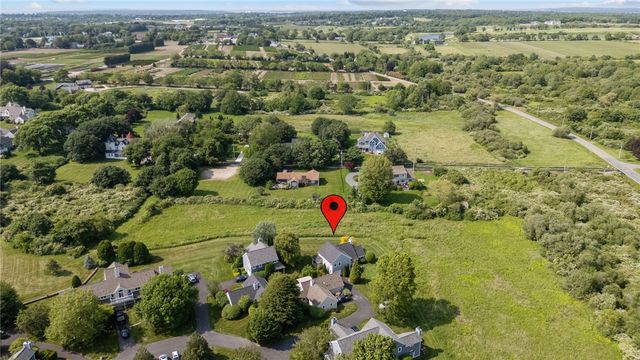 109 Corey Lane, Middletown, RI 02842