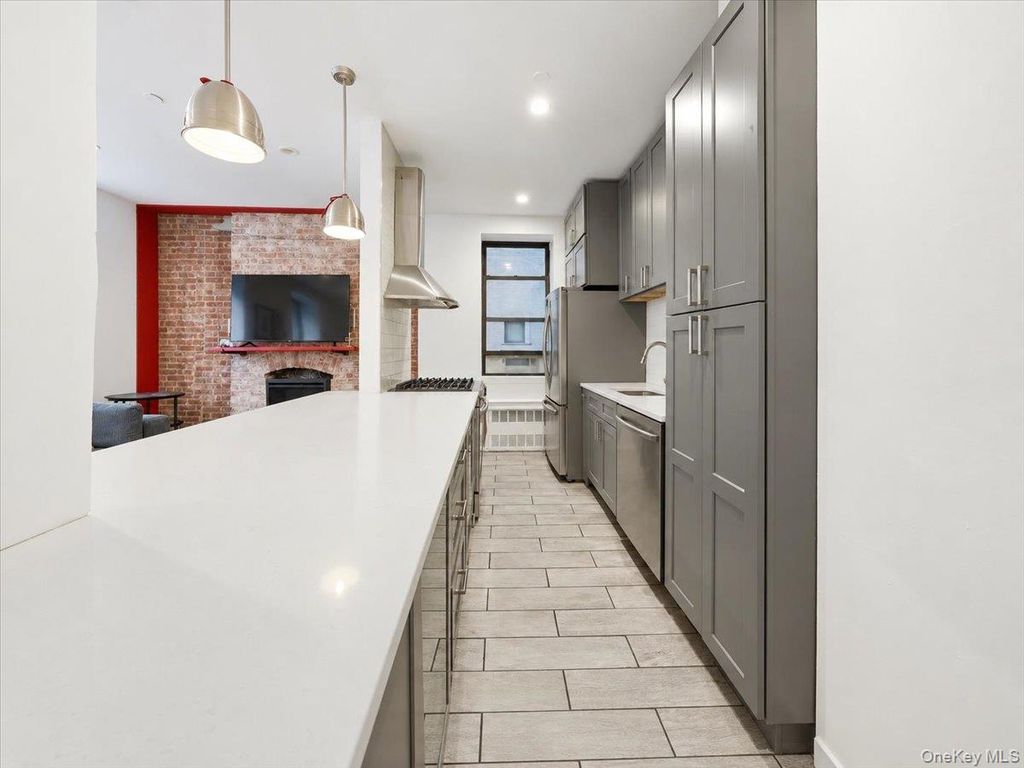 51 W 106th St New York 1A, New York (manhattan), NY 10025 — photo 5