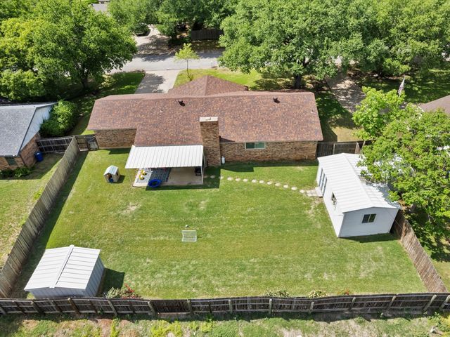 1323 Hemphill Drive, Cleburne, TX 76033