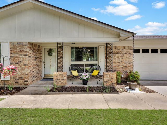1323 Hemphill Drive, Cleburne, TX 76033