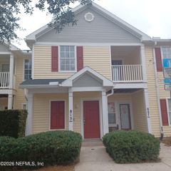 575 OAKLEAF PLANTATION Parkway 815, Orange Park, FL 32065