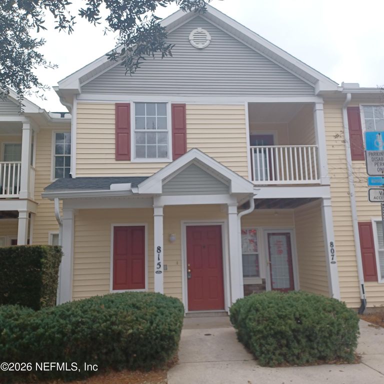 575 OAKLEAF PLANTATION Parkway 815, Orange Park, FL 32065