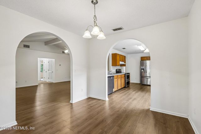 3030 SANS PAREIL Street, Jacksonville, FL 32246