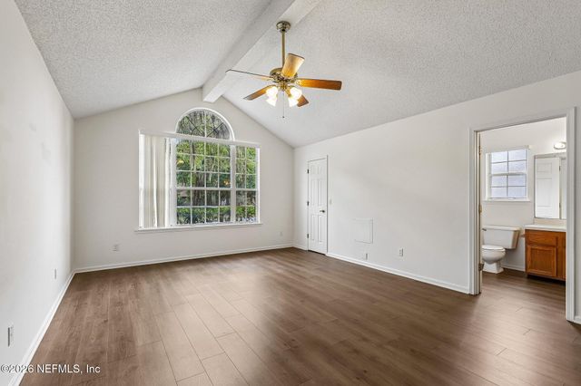 3030 SANS PAREIL Street, Jacksonville, FL 32246