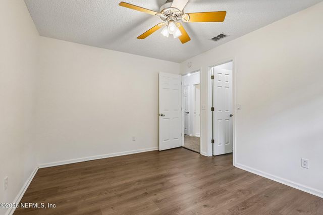 3030 SANS PAREIL Street, Jacksonville, FL 32246