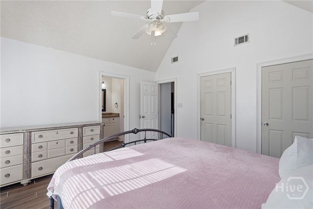 126 S Robinhood Drive, Savannah, GA 31406