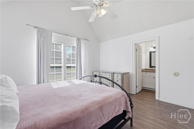 126 S Robinhood Drive, Savannah, GA 31406