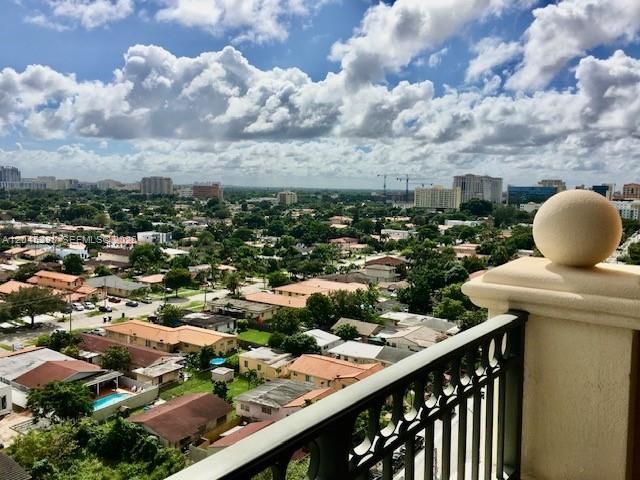3232 SW 22nd Ter 1303, Miami, FL 33145
