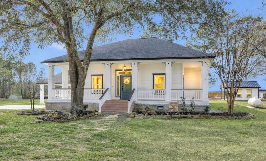 40907 Lacey Wood Court, Magnolia, TX 77354