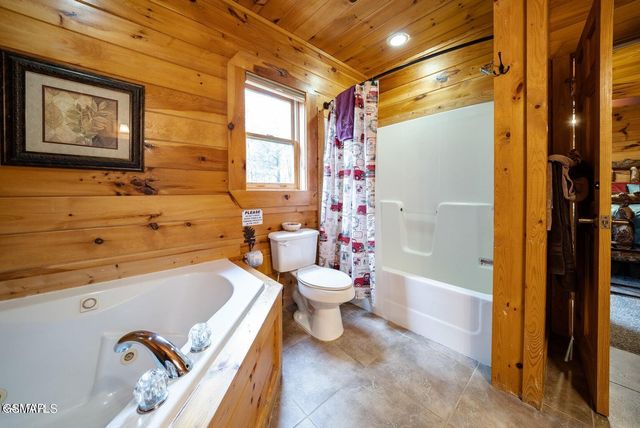 1409 Zachary Thomas Lane, Sevierville, TN 37876