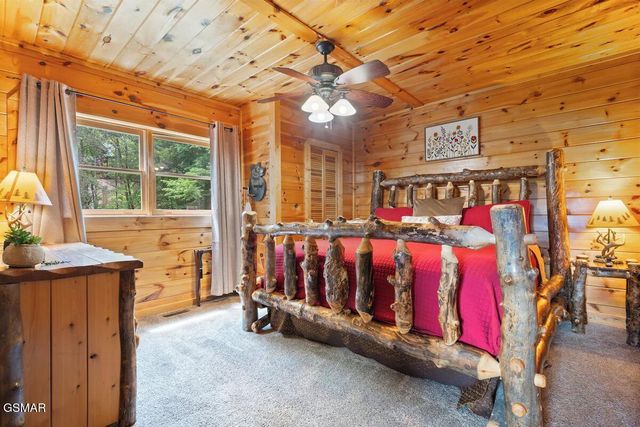 1409 Zachary Thomas Lane, Sevierville, TN 37876