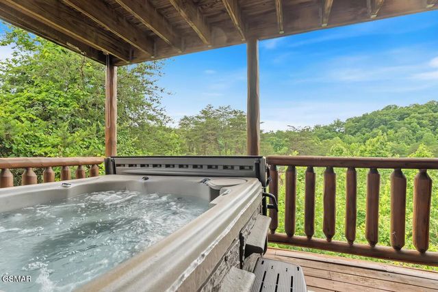 1409 Zachary Thomas Lane, Sevierville, TN 37876
