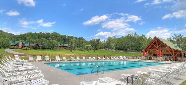1409 Zachary Thomas Lane, Sevierville, TN 37876