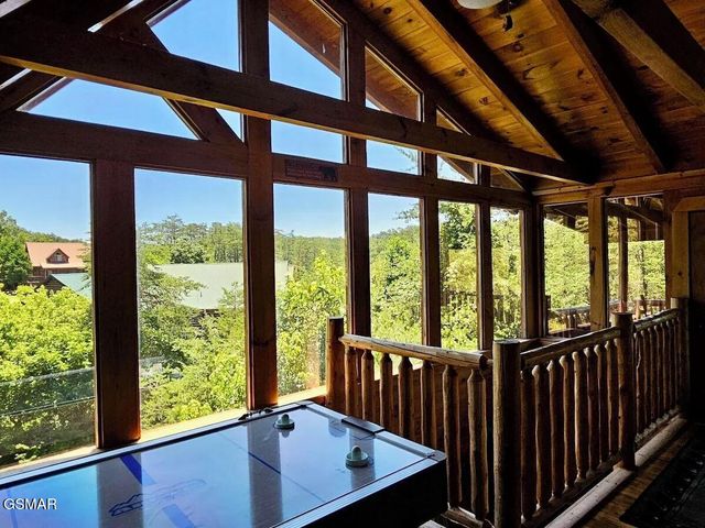 1409 Zachary Thomas Lane, Sevierville, TN 37876