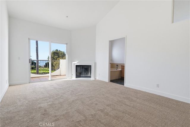 200 N Catalina Avenue F, Redondo Beach, CA 90277